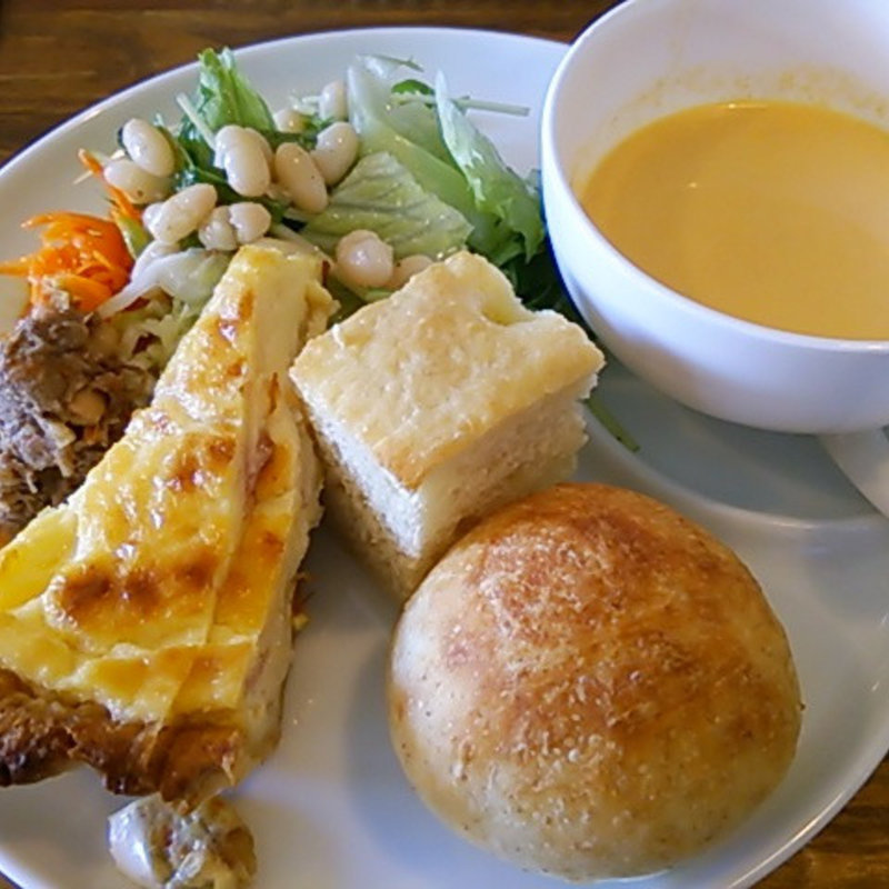 キッシュのランチ(HANA CAFE)