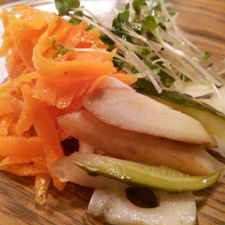 野菜の盛り合わせ！(HANA CAFE)