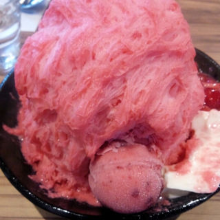 いちごみるく(ICE MONSTER OMOTESANDO （アイスモンスター）)