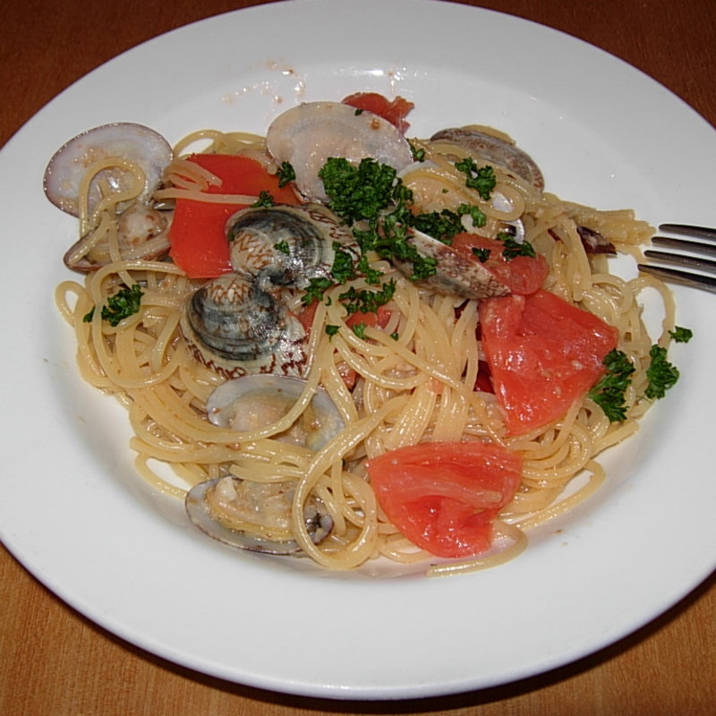 新鮮トマトのボンゴレ(ITALIAN KITCHEN BUONO ららぽーとTOKYO-BAY店)