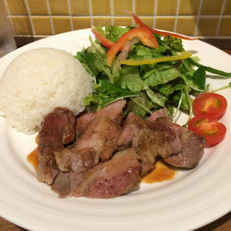 イベリコ豚のグリルステーキランチ(ハモネリア ベジョータ ギョクロ)