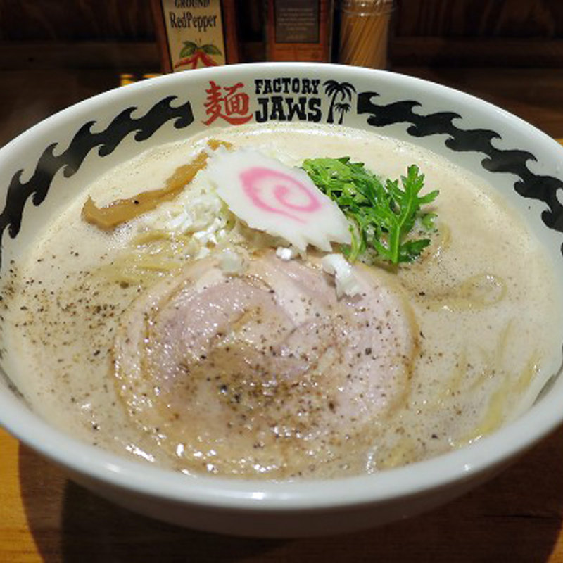 ラーメン(自家製麺 麺FACTORY JAWS)