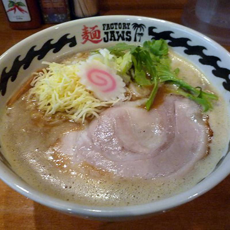 濃厚カレーラーメン(自家製麺 麺FACTORY JAWS)
