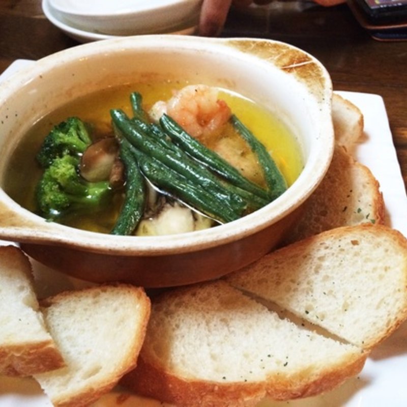 エビのアヒージョ(Jolly Jellyfish （ジョリージェリーフィッシュ【旧店名】ジョリージェリーフィッシュ フロム カリカリ）)