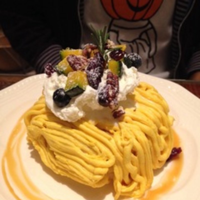 かぼちゃとクリームチーズのモンブランパンケーキ(JSパンケーキ)