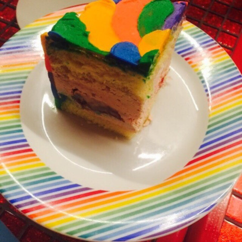 カラフルポイズンCAKE(KAWAII MONSTER CAFE HARAJUKU （カワイイ モンスター カフェ ハラジュク）)