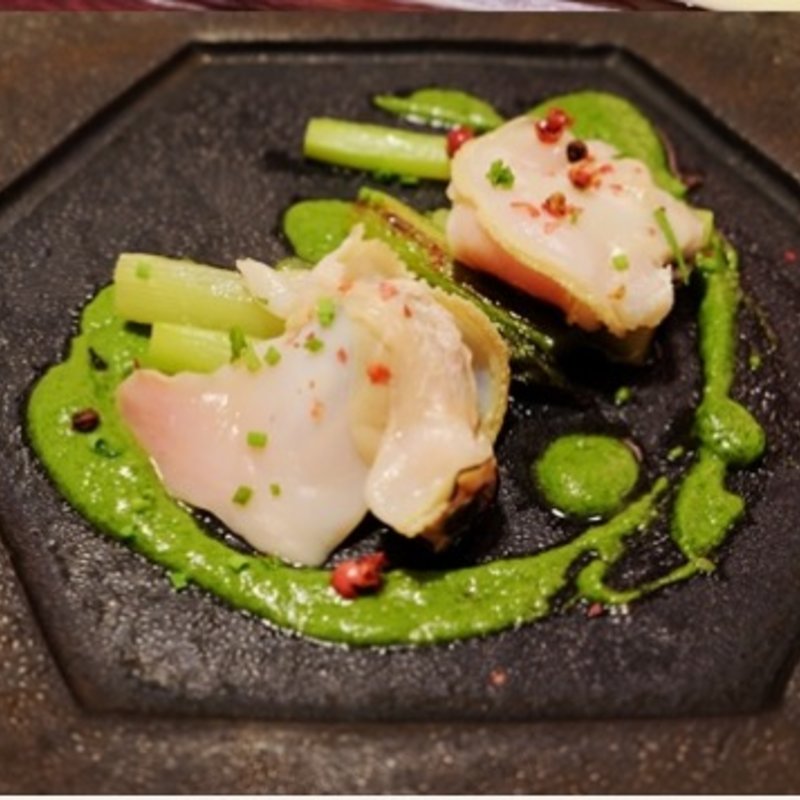 蛤とアスパラの蒸し焼き(ル・ジャポン)