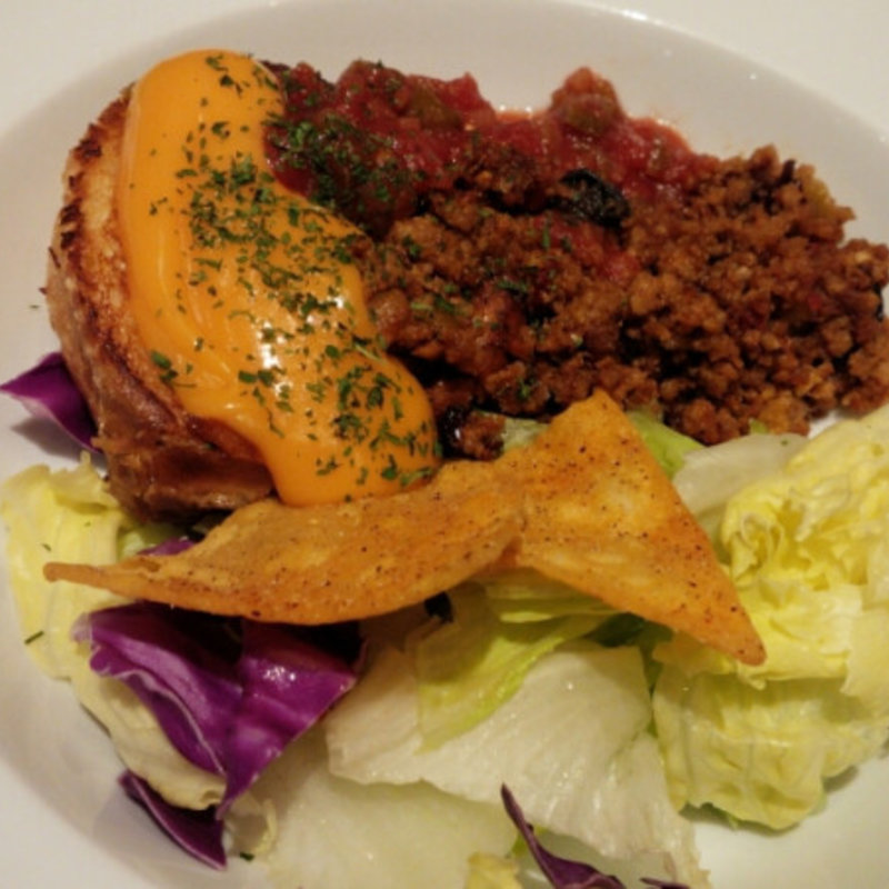 タコス風フレンチトースト(LONCAFE 鎌倉小町通り店)