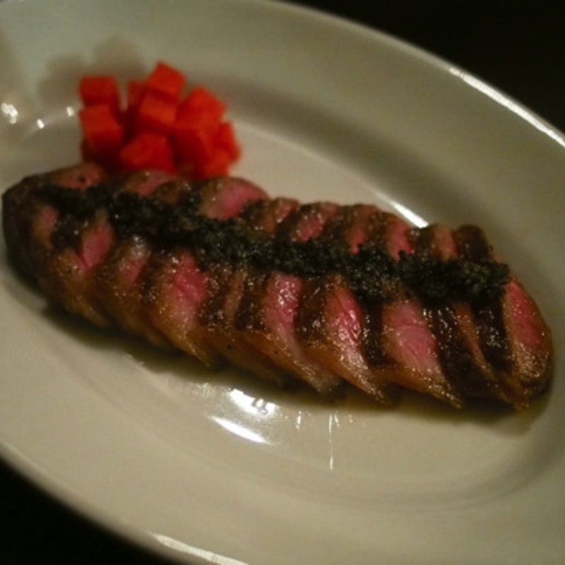 イチボ　タリアータステーキ　タプナードで(LOVAT)