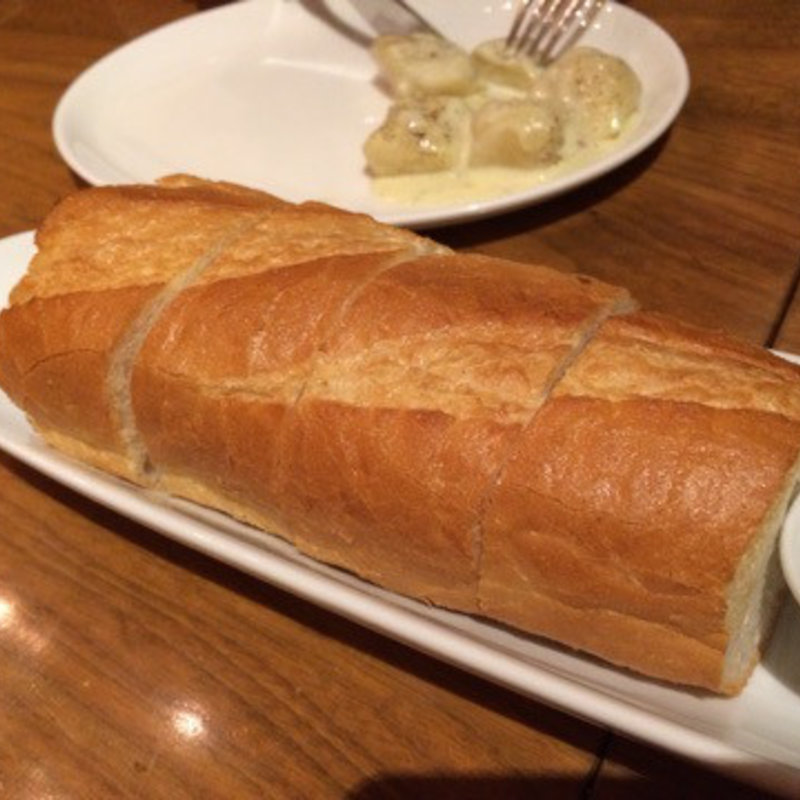 フランスパン(LUIGI)