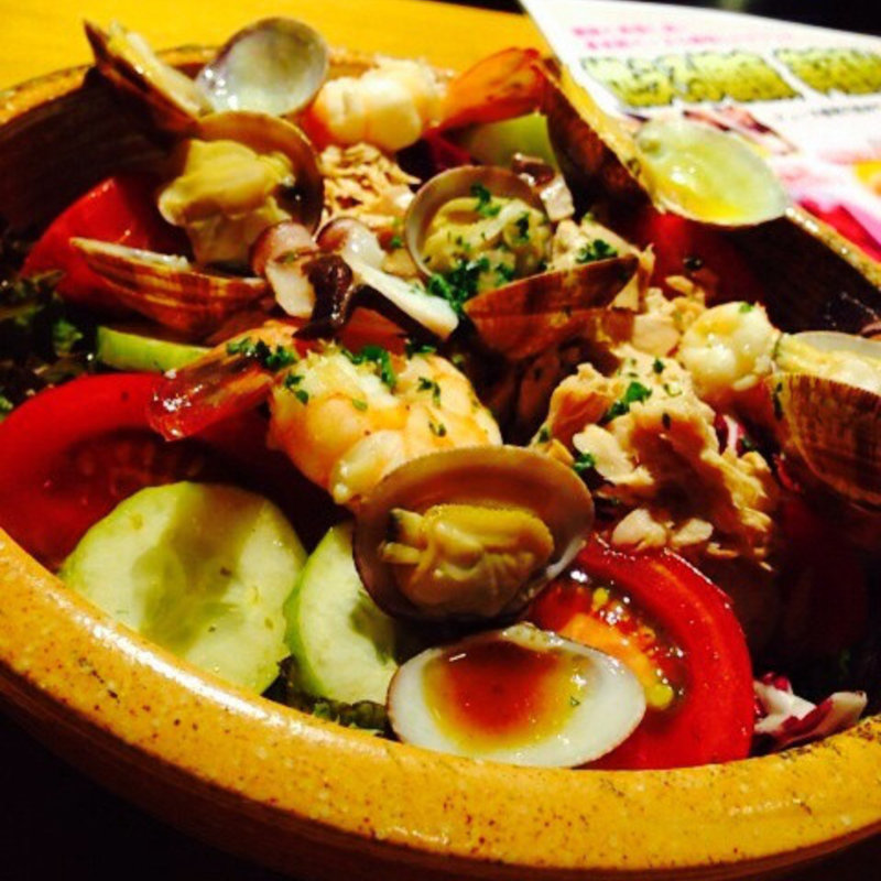 魚介たっぷり漁師風サラダ(MABO （マーボ）)