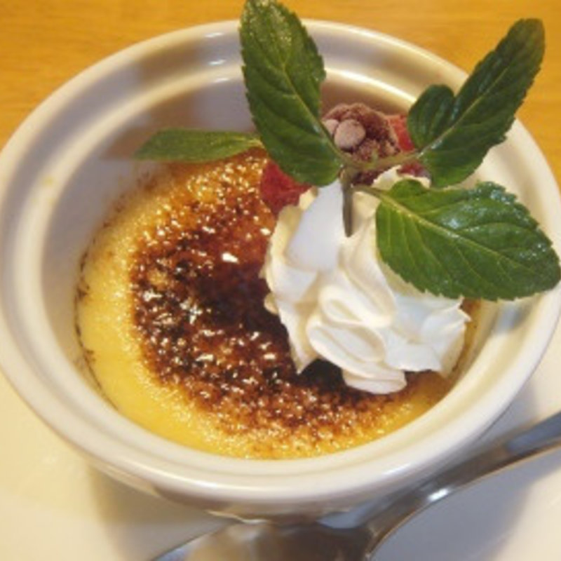 クリームブリュレ(Meet Meats 5バル 飯田橋店 （ミートミーツゴーバル）)