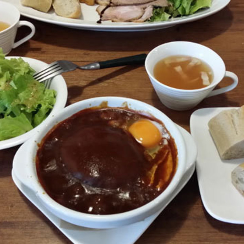 煮込みハンバーグ(メラコ （MERACO）)