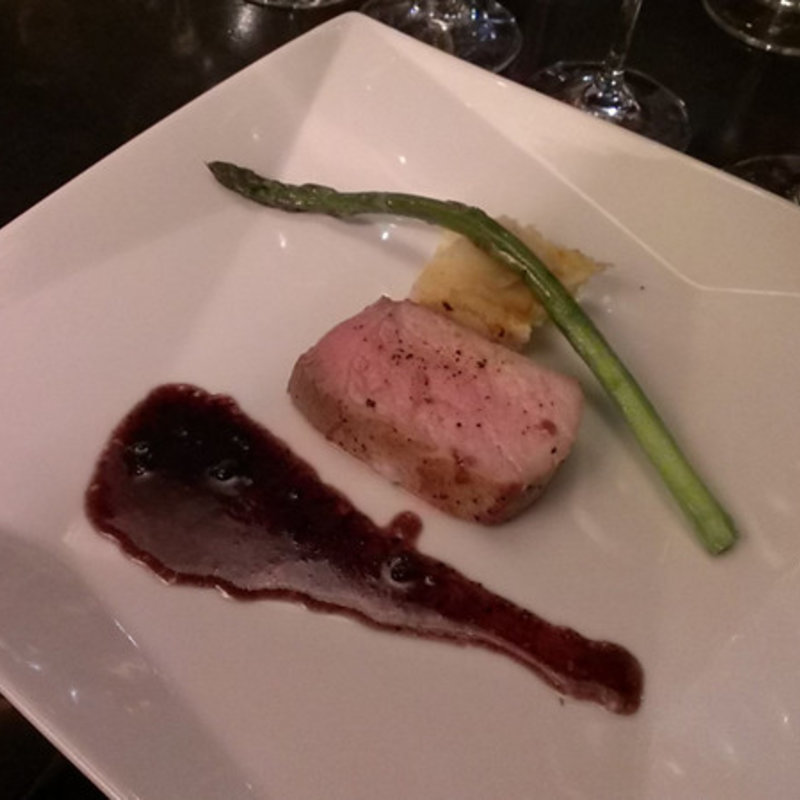 豚肉のロティ　アンコールペッパーと赤ワインソース(ミッシェル・ヴァン・ジャポネ)