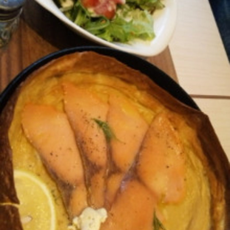 クリームチーズサーモンパンネクック(MIZUcafé PRODUCED BY Cleansui （ミズカフェ プロデュース バイ クリンスイ）)