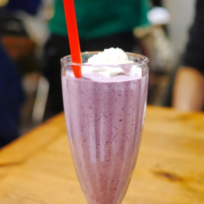 ブルーベリーヨーグルトシェイク(マンチズ バーガー シャック （MUNCH'S BURGER SHACK）)