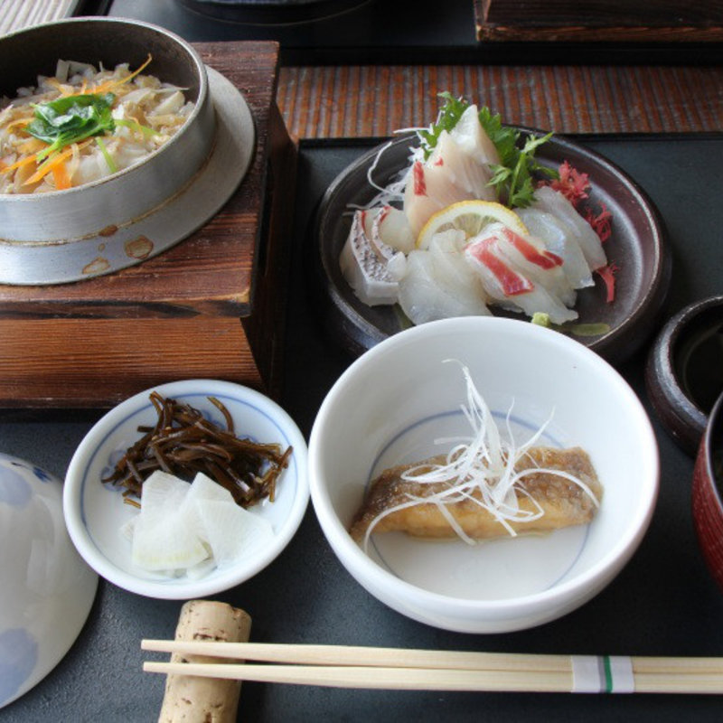 ミニ釜飯御膳(naruto(鳴門）)