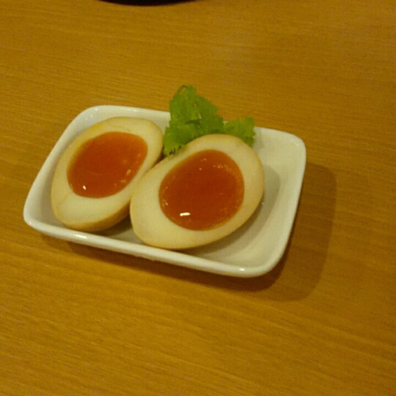スモークエッグ(Noodle kitchen TERRA)