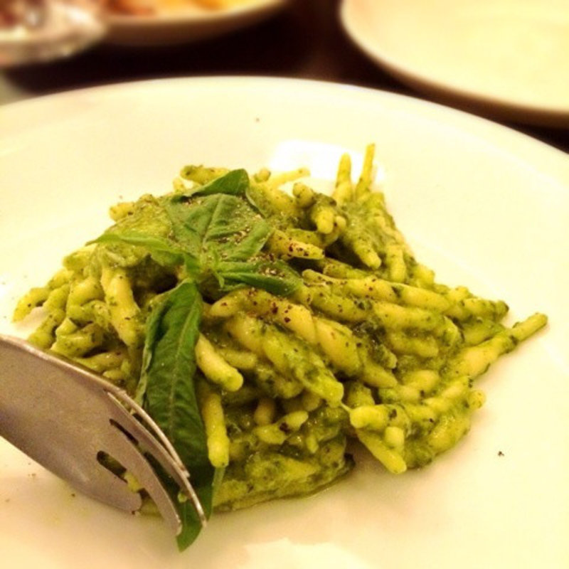 ジェノベーゼ(地中海食堂 オリｰヴァ)