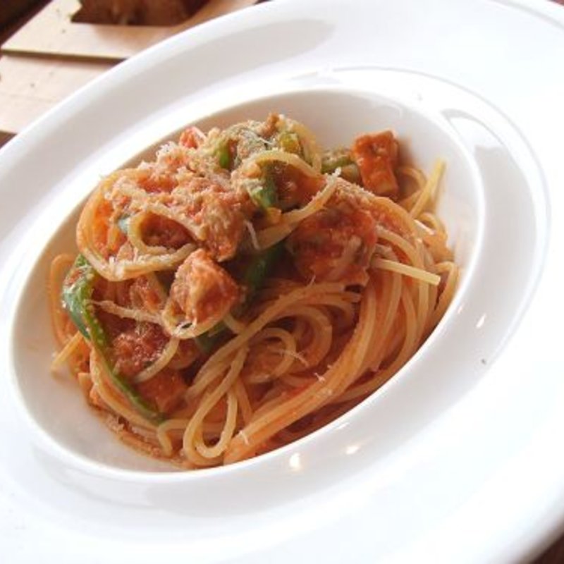 チキンとピーマンのトマトソース(ＯＲＴＯ　ＣＡＦＥ　オルトカフェ)