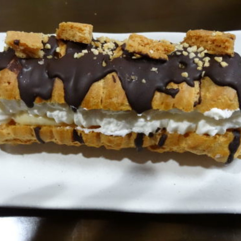 男のザクザクエクレア(パティスリーフゥ!!)