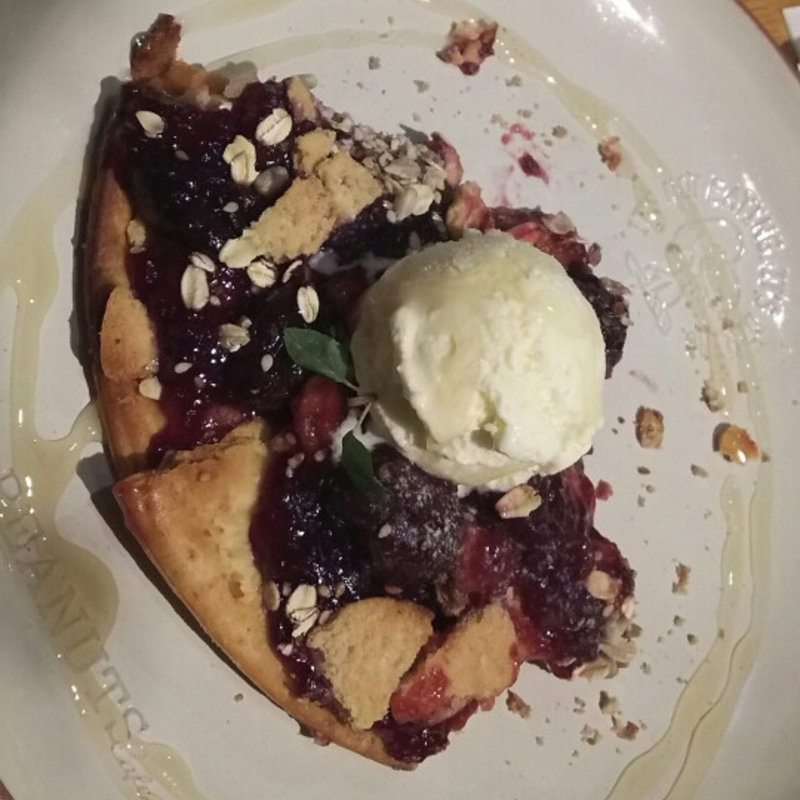 チェリーパイ(PEANUTS Cafe 中目黒)