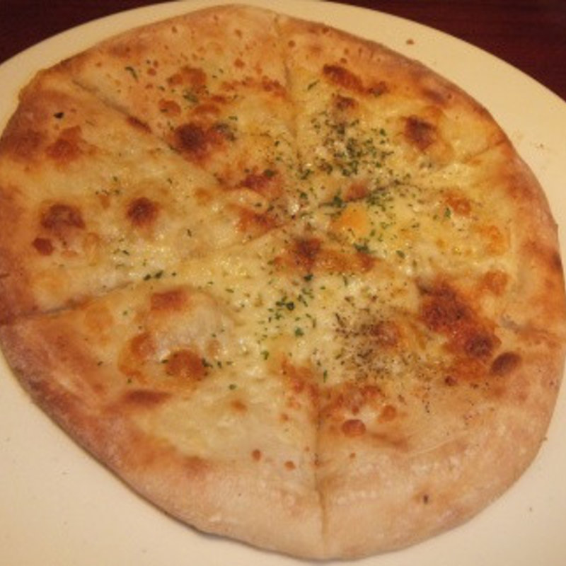 クワトロ・フォルマッジュオ(Pecori （ペコリ）)