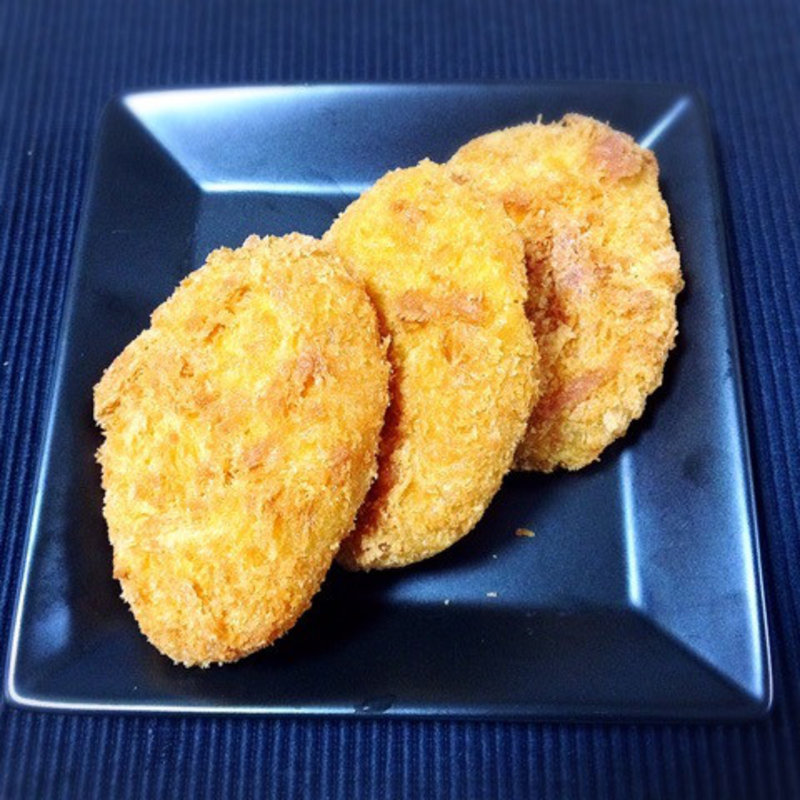 牛肉入りコロッケ(Pocoさんのとんかつ弁当)