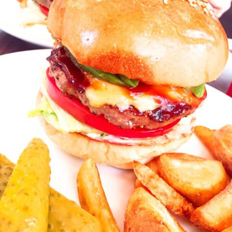 アボカドチーズバーガー(Reg-On Diner)