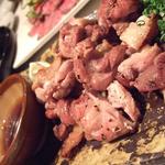 地鶏の炭火焼