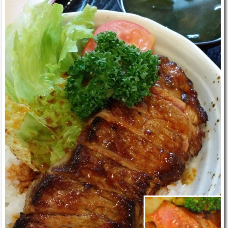 ステーキ丼（180g）(レストランito （いとう）)