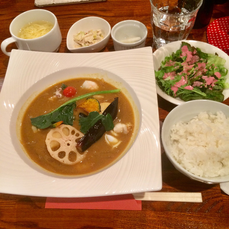 冬季限定「旬の冬野菜たっぷり！賄いスープカレー」(美味これくしょん 神田倶楽部)