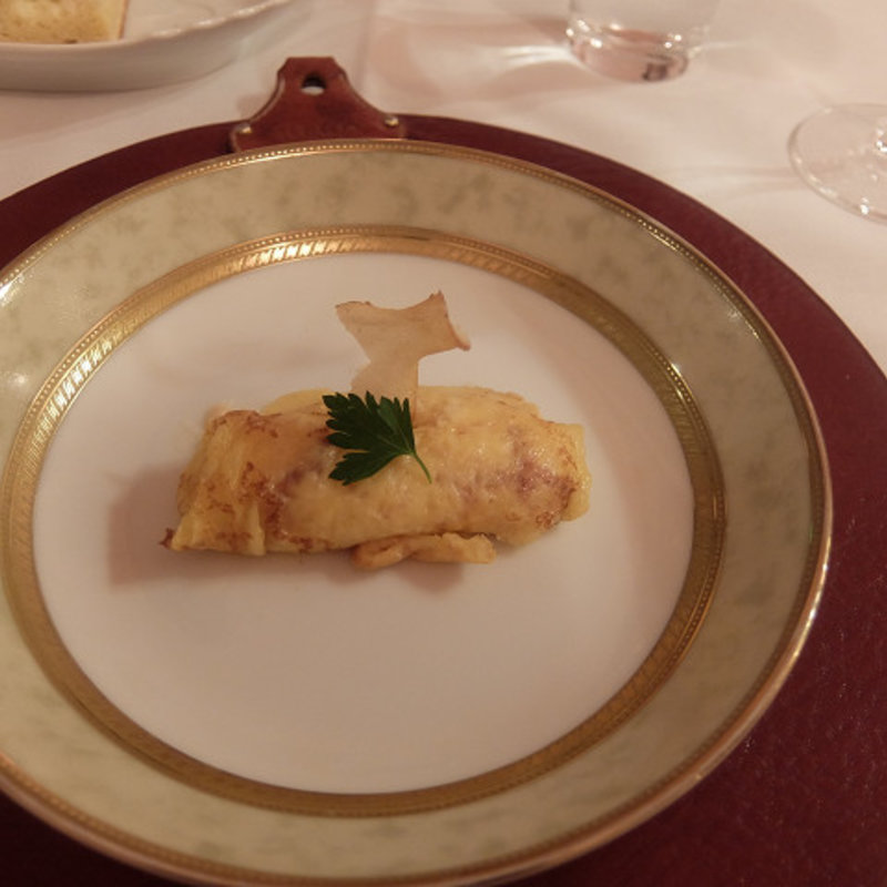 4種チーズのクレープ包み(REGA)