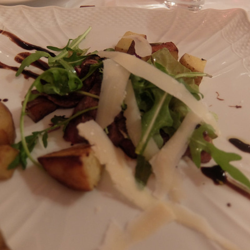 北海道産黒毛和牛のタリアータ(REGA)