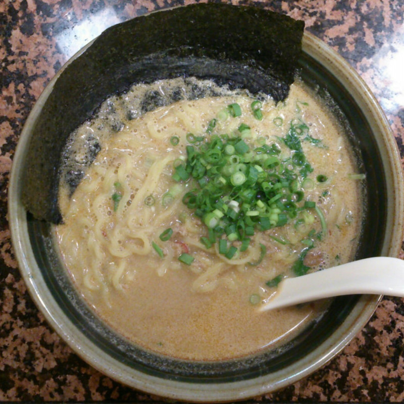 担々麺(ＲＯＢＡＴＡ・いろは)