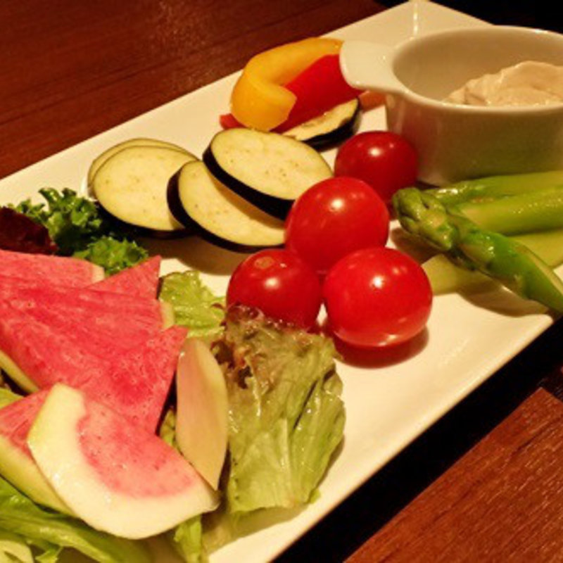こだわり野菜の麦味噌バーニャカウダー(SAIKA 銀座店)