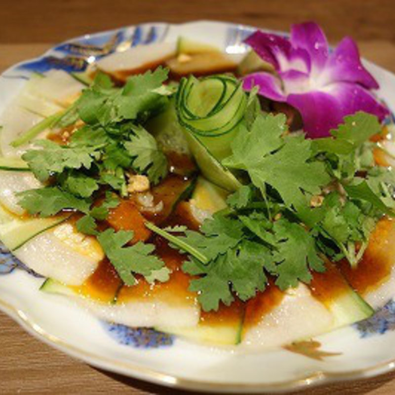 雲白肉(韓国創作料理Sesame)