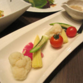 特選野菜のバーニャカウダー(SHARI THE TOKYO SUSHI BAR)