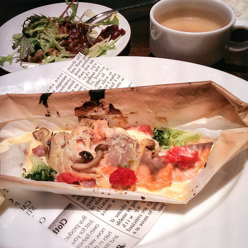 サーモンの包み焼き(SK7 （さかな）)