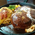 手ごねハンバーグ(SLOW LIFE)