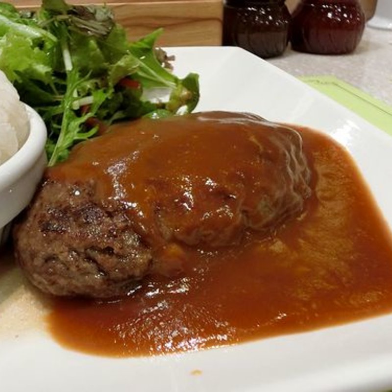 ワンプレートハンバーグ(ステーキハウス蜂)