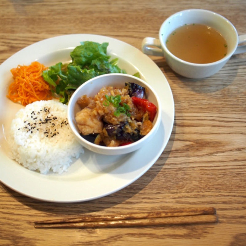 黒ムツと季節野菜の衣揚げ(STUDY （スタディ）)