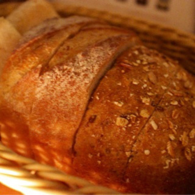 手作りパンの盛合せ(T.Y.HARBOR)