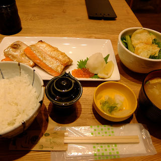 紅ジャケのハラス焼き定食(とらや そごう横浜店)