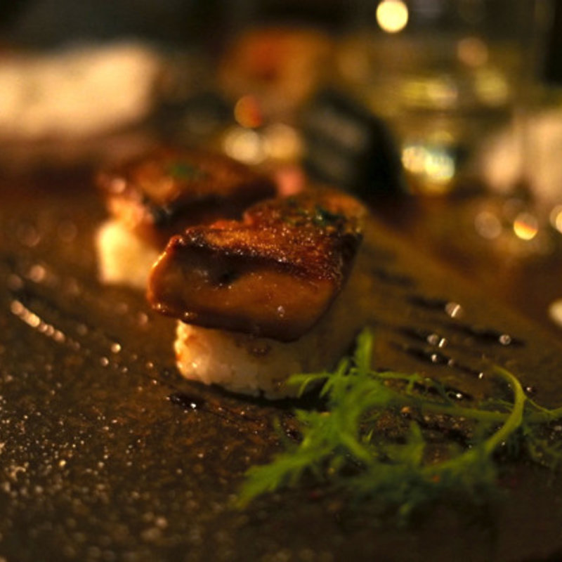 フォアグラ寿司(Terrace Dining TANGO)