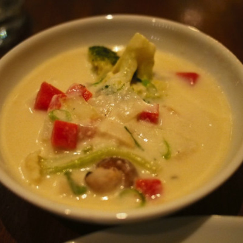 三重県桑名蛤と京野菜のクラムチャウダー(Terrace Dining TANGO)