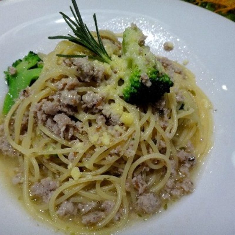 豚ひき肉とブロッコリーのパスタランチ(THE CAMP CAFE & GRILL)