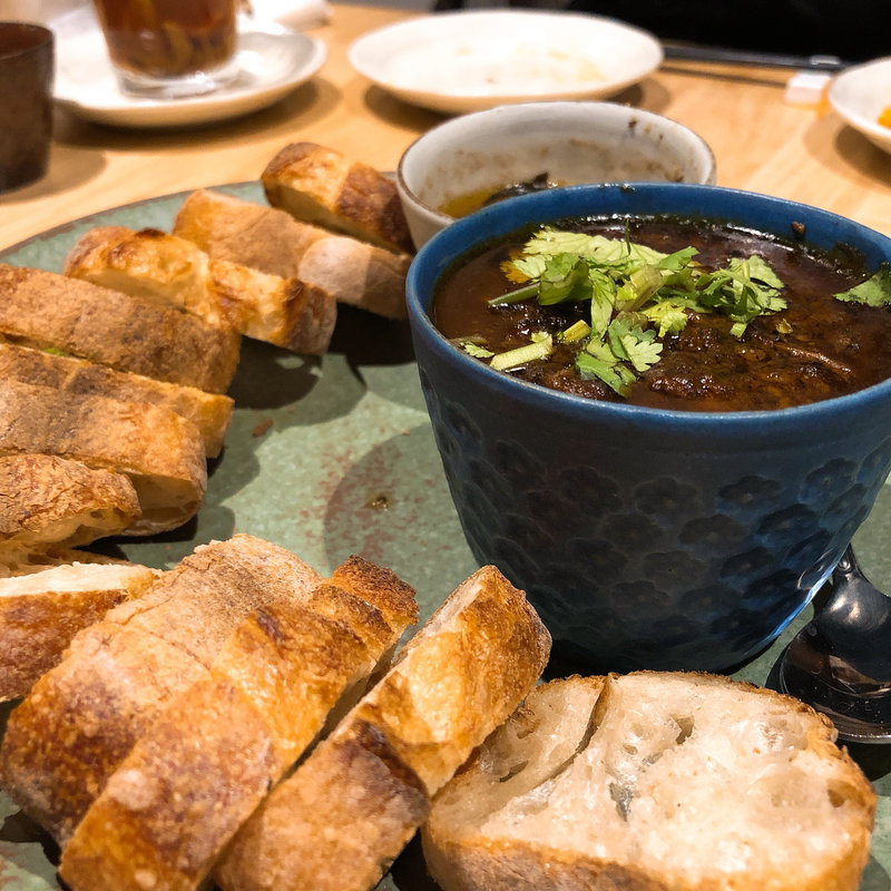 牛筋の煮込み(スパイスバー コザブロ)