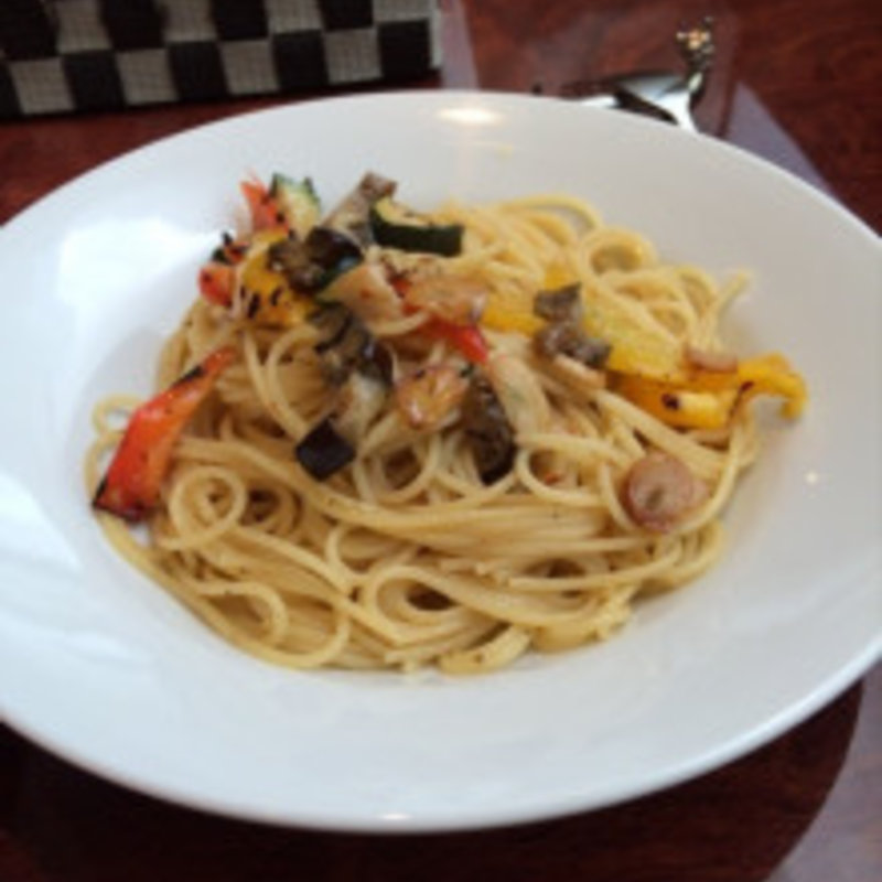 ロースト野菜のペペロンチーノ(トラットリア・エルバ)