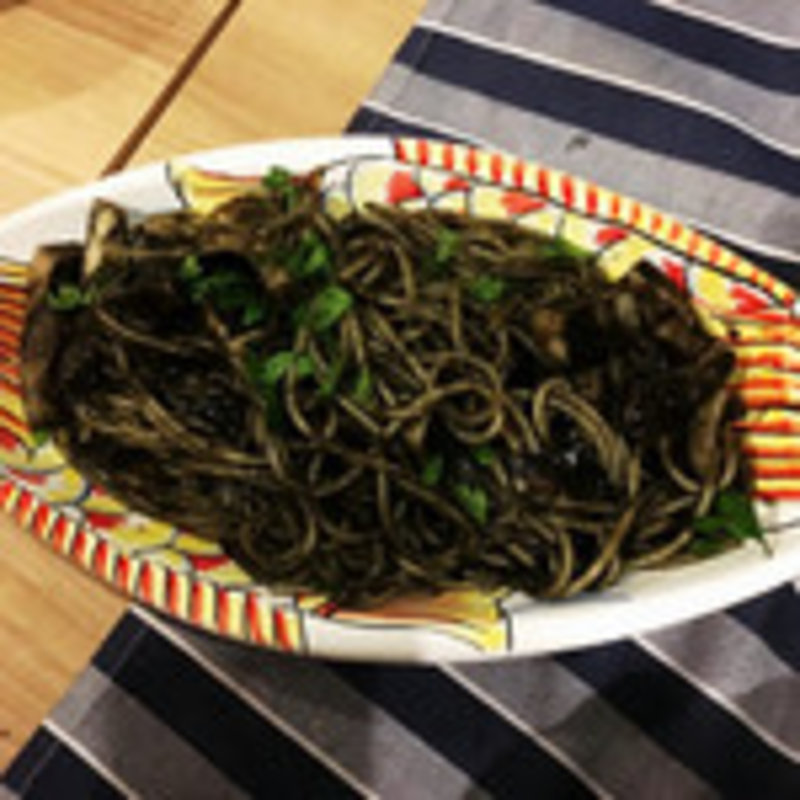 イカスミのパスタ(TRATTORIA PESCHERIA SELVAGGIO PRIMO （トラットリア ペスケリア セルバッジョ）)